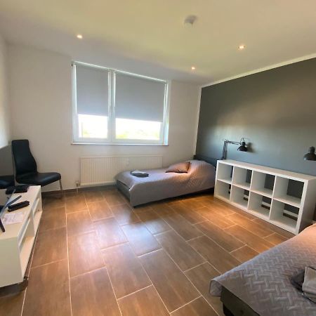 Duisburg Von Oben 3,5 Zimmer 8.Og Frisch Saniert Exteriör bild