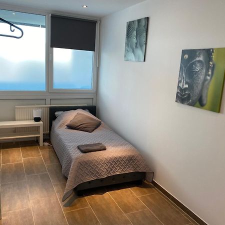 Duisburg Von Oben 3,5 Zimmer 8.Og Frisch Saniert Exteriör bild